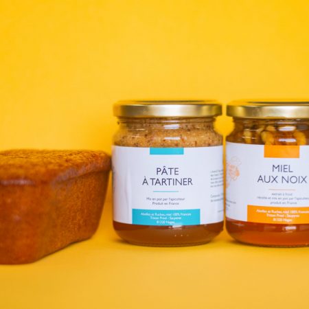 Coffret gourmand : 1 pain d’épice + 1 miel aux noix + 1 pâte à tartiner